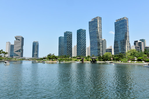Songdo Lake Park